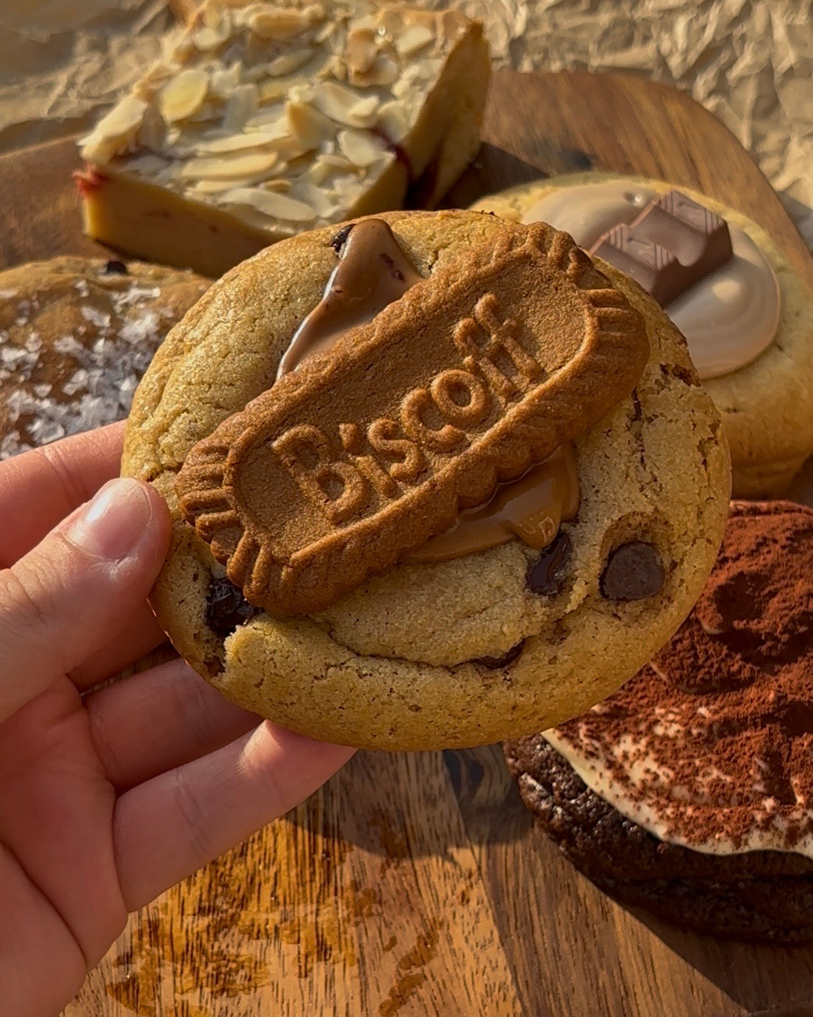 Biscoff Stuffed Choc Chip Cookie (Plant-based)